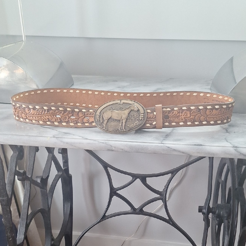 Tony Lama Belt Buckle On Justin Belt Sz 36
